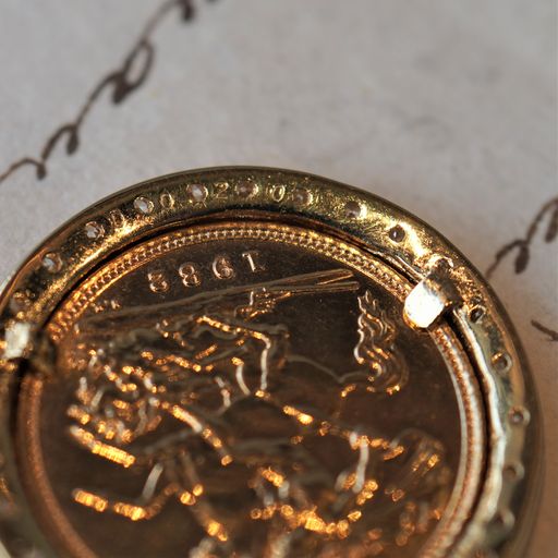 エリザベス2世 ソブリン金貨 1/2ポンド トップ 1982年