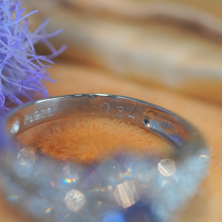 色合いの美しいタンザナイト デザインリング