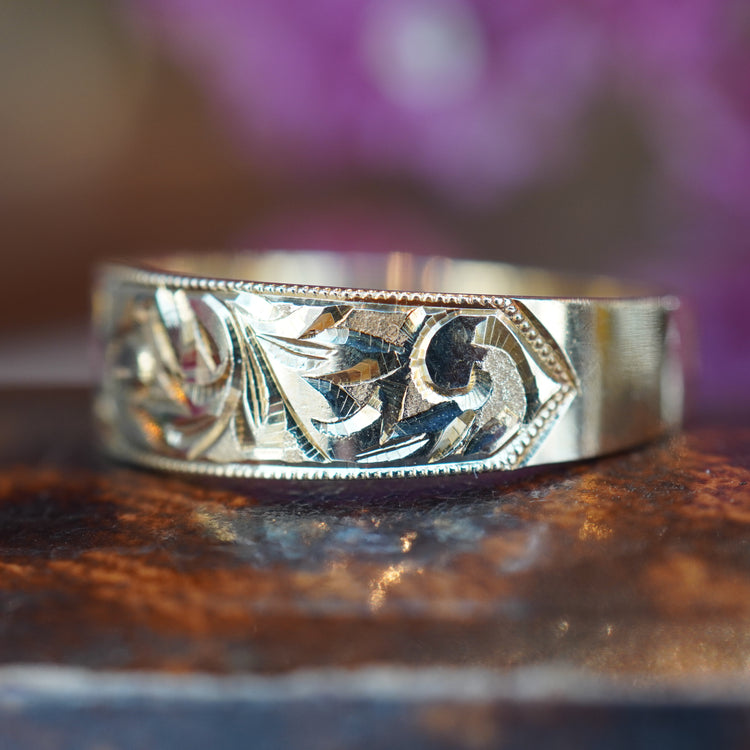 美しい文様 手彫リング