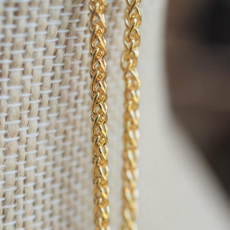 輝きの美しい デザインネックレス from ITALY