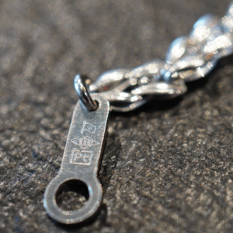 PT1000 リーフモチーフ ネックレス