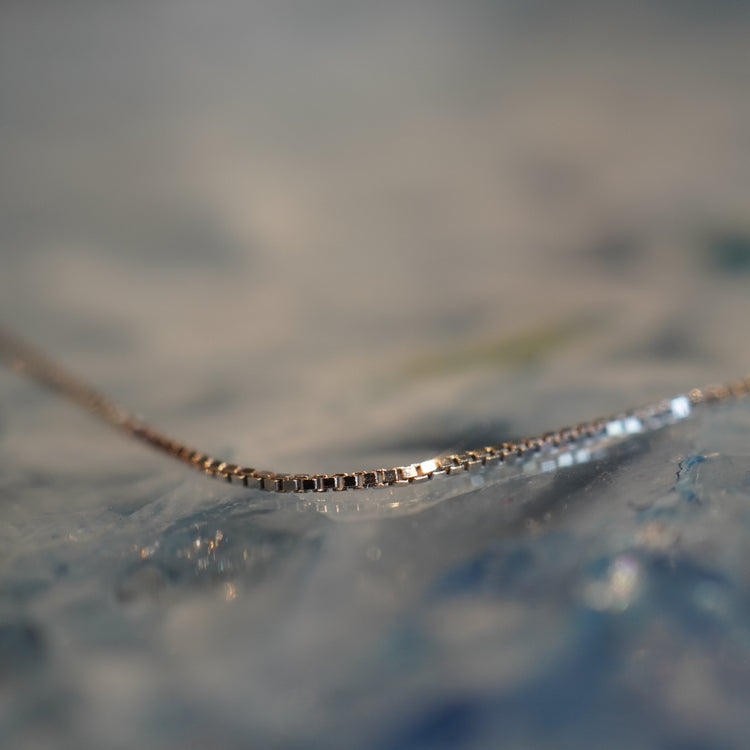 上品な輝き WGベネチアンネックレス