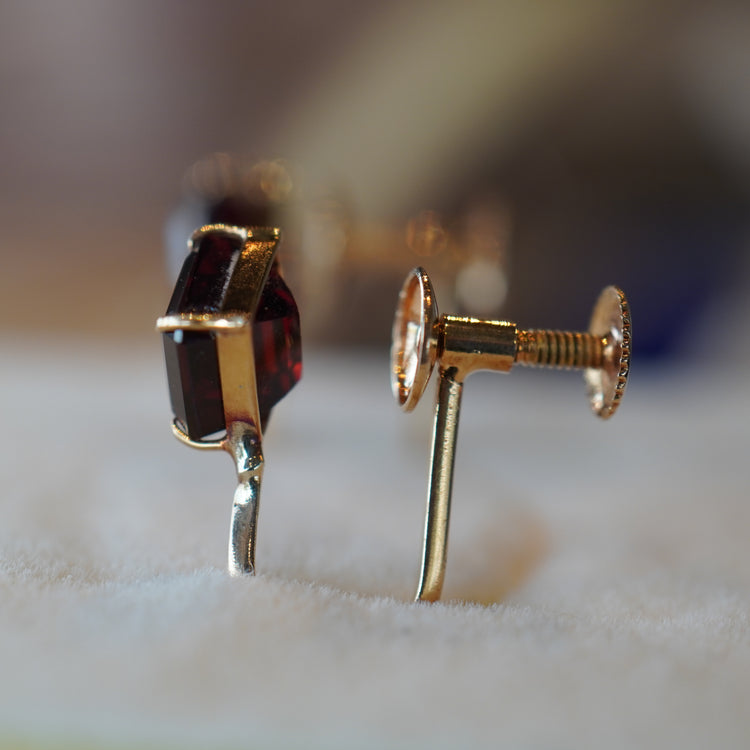 ガーネット イヤリング