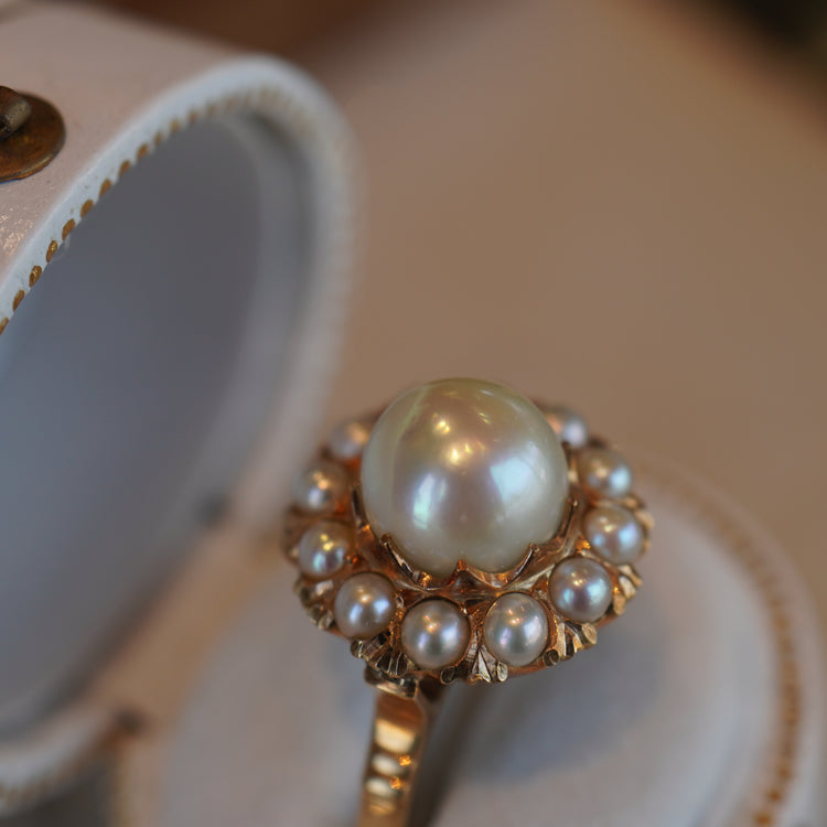 華やかなパールリング