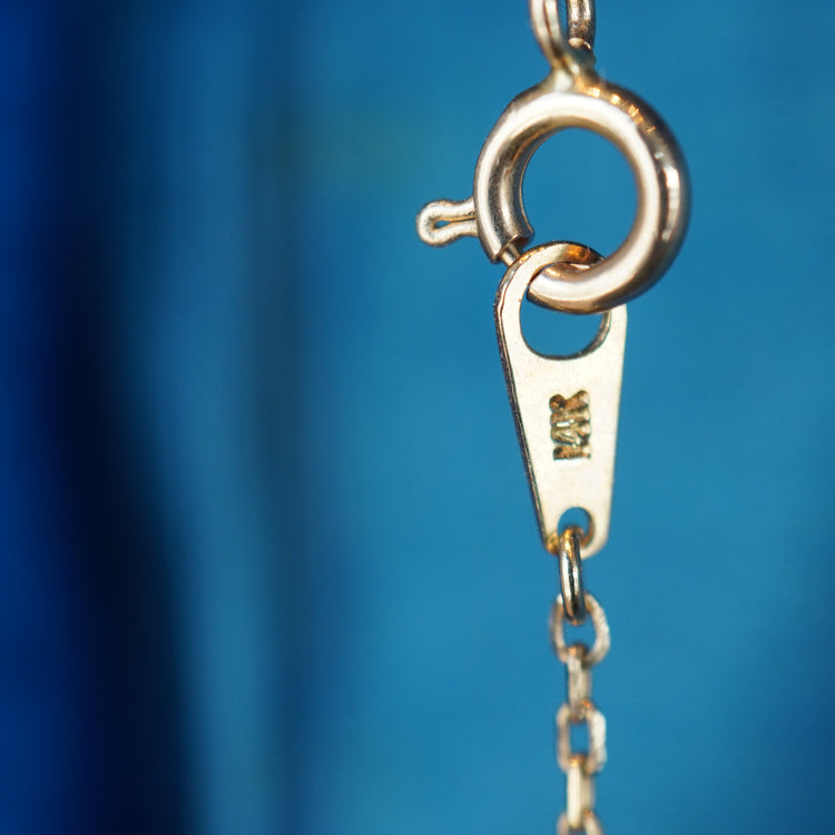 ハートシェイプが可愛らしい ダイヤモンドトップネックレス