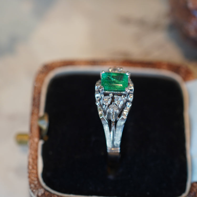 エメラルド リング