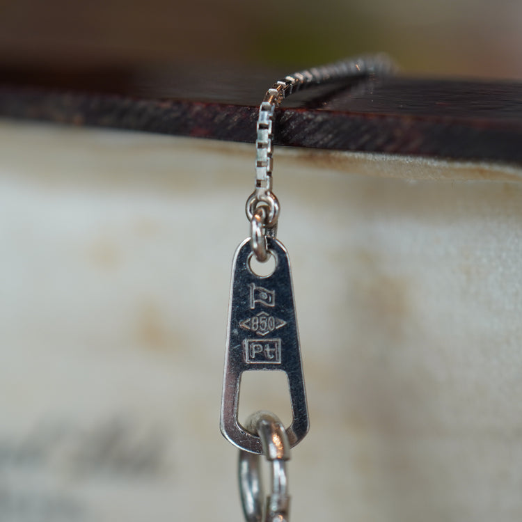 シンプルな ベネチアンチェーン