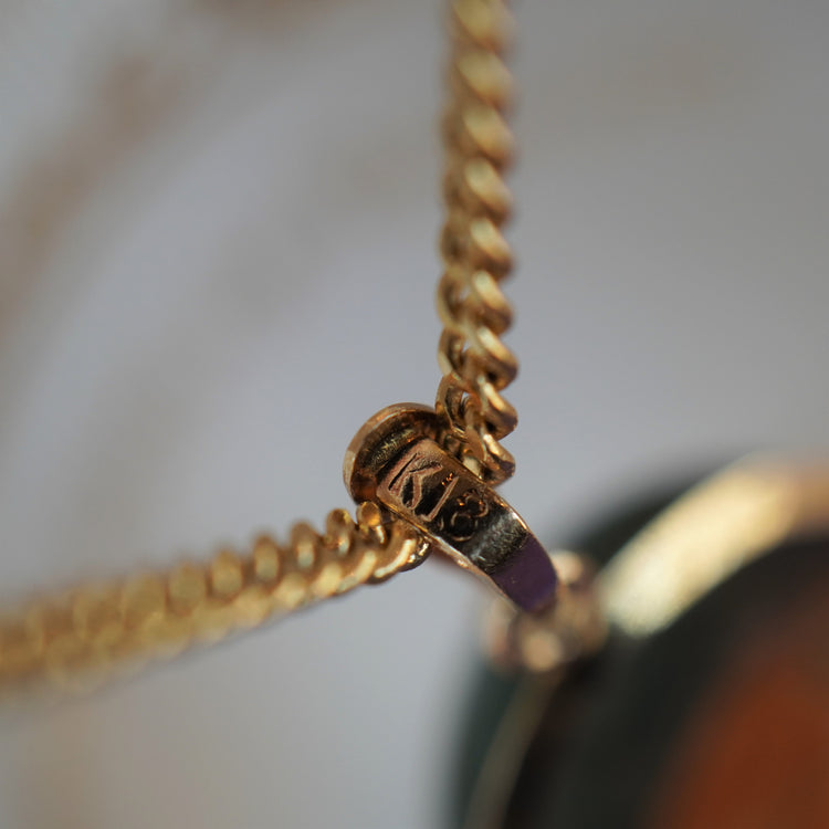 色合いの美しい トップ