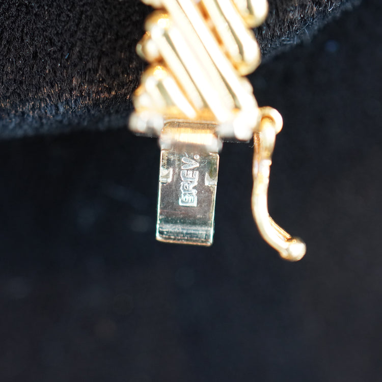 ゴージャスな UNOAERRE ゴールドネックレス