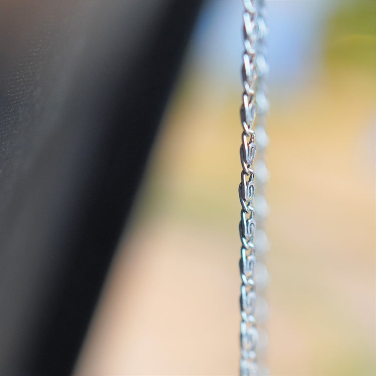 プラチナ デザインネックレス