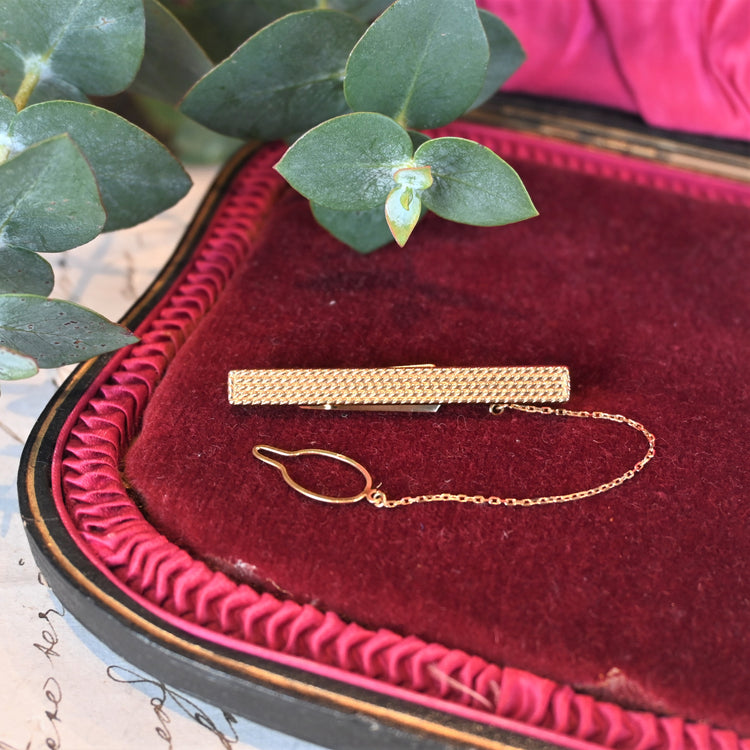 カフスとタイピン セット