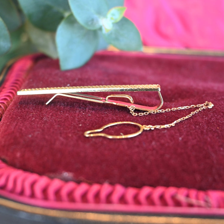 カフスとタイピン セット