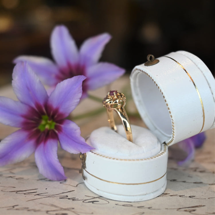 可愛らしい アメジストリング