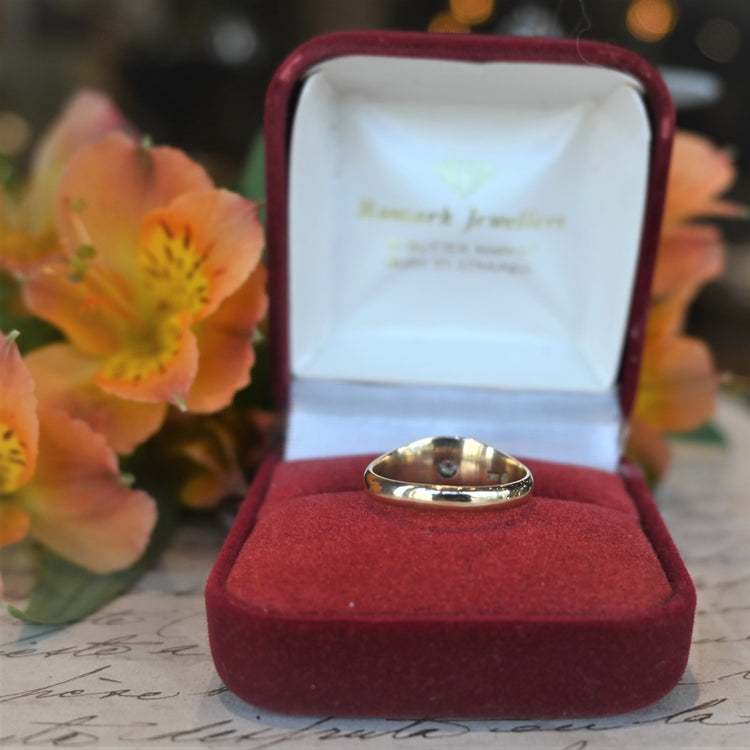 レトロな一粒ダイヤモンド リング