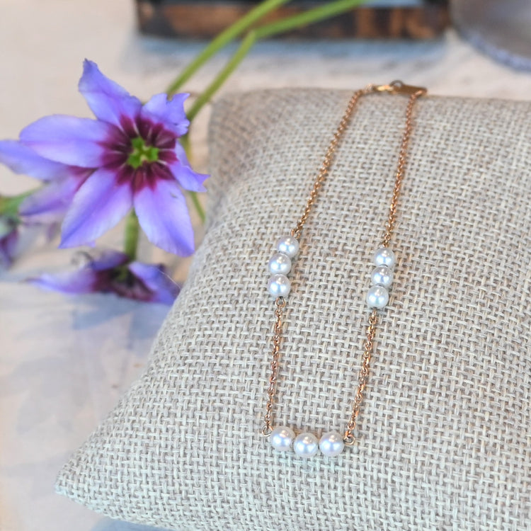 上品な パールブレスレット