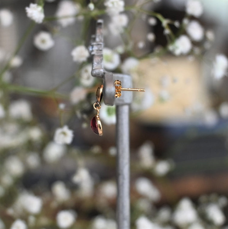 可愛らしい アメジストピアス