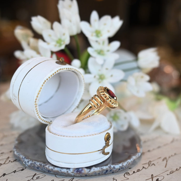 美しいガーネット リング