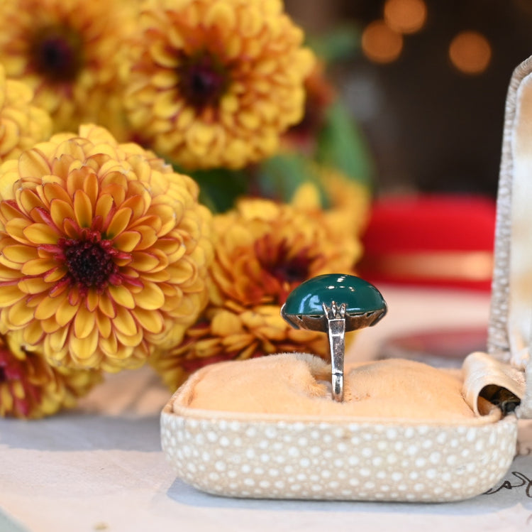 シンプルな 翡翠リング