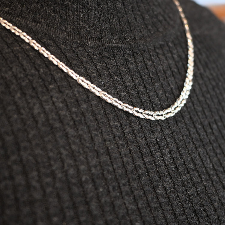 PT1000 リーフモチーフ ネックレス