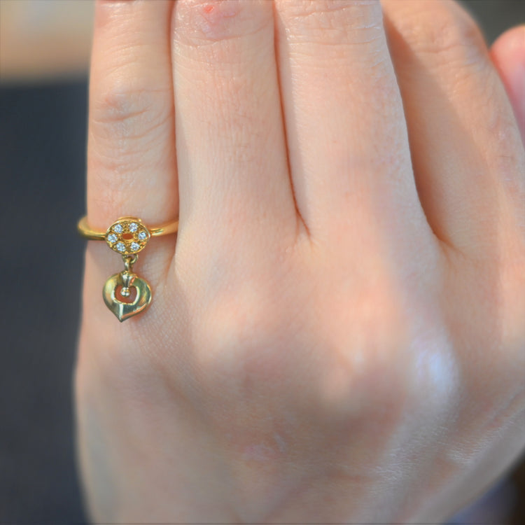 MIKIMOTO キーホールデザインリング