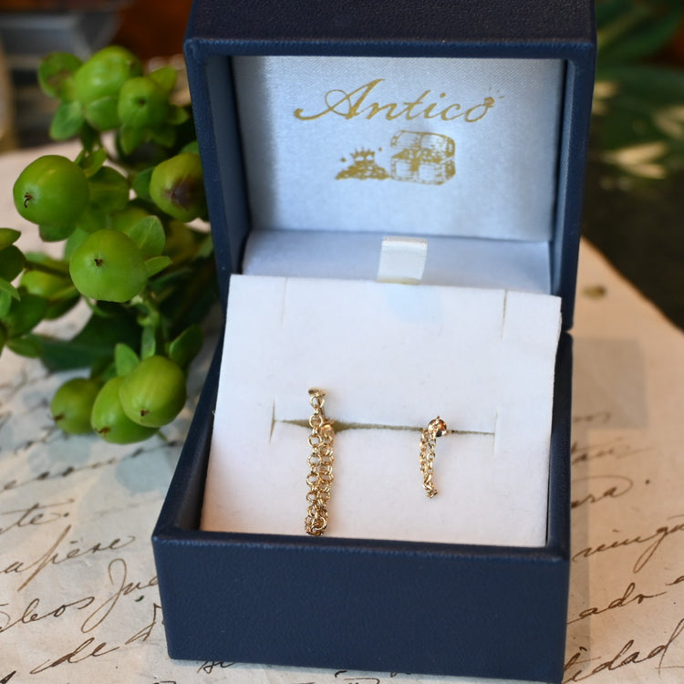 アシンメトリーデザイン ピアス