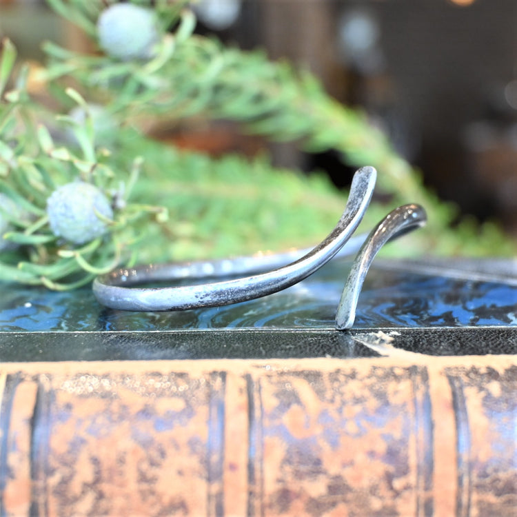 シンプルカッコいい ジョージジェンセン(GEORG JENSEN)バングル