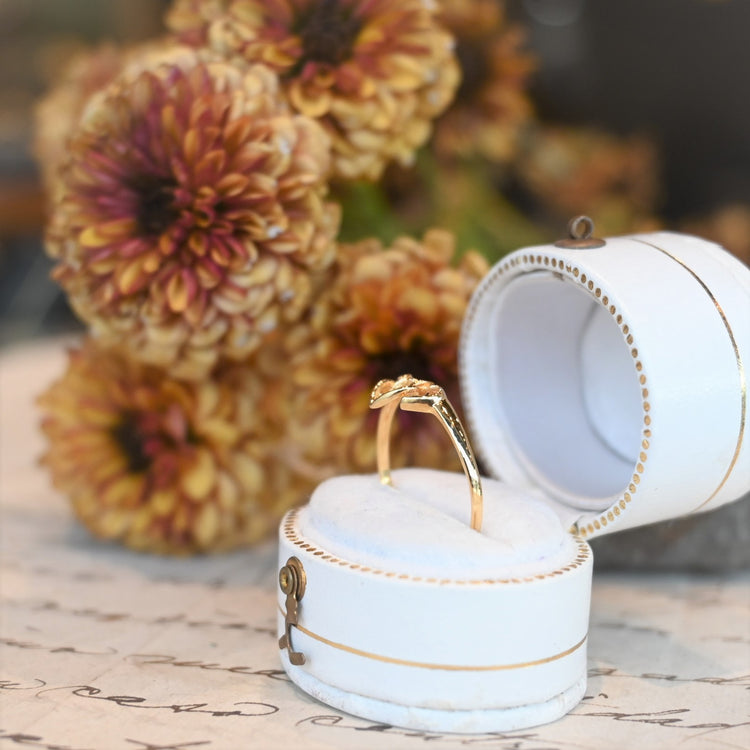 可愛らしい ハートモチーフリング