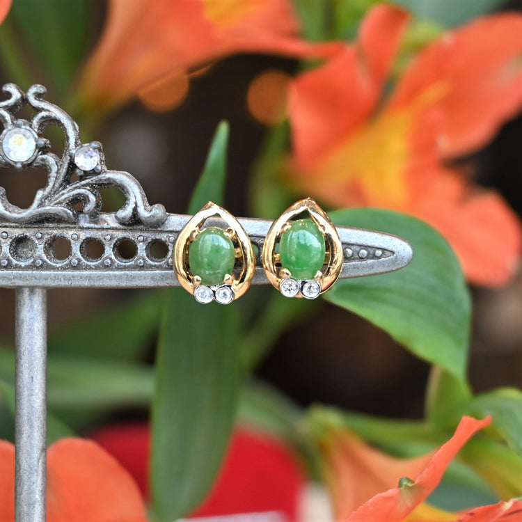 上品な 翡翠ピアス