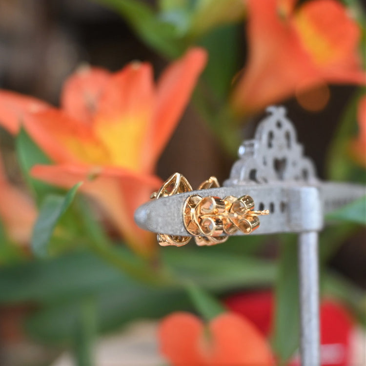 上品な 翡翠ピアス