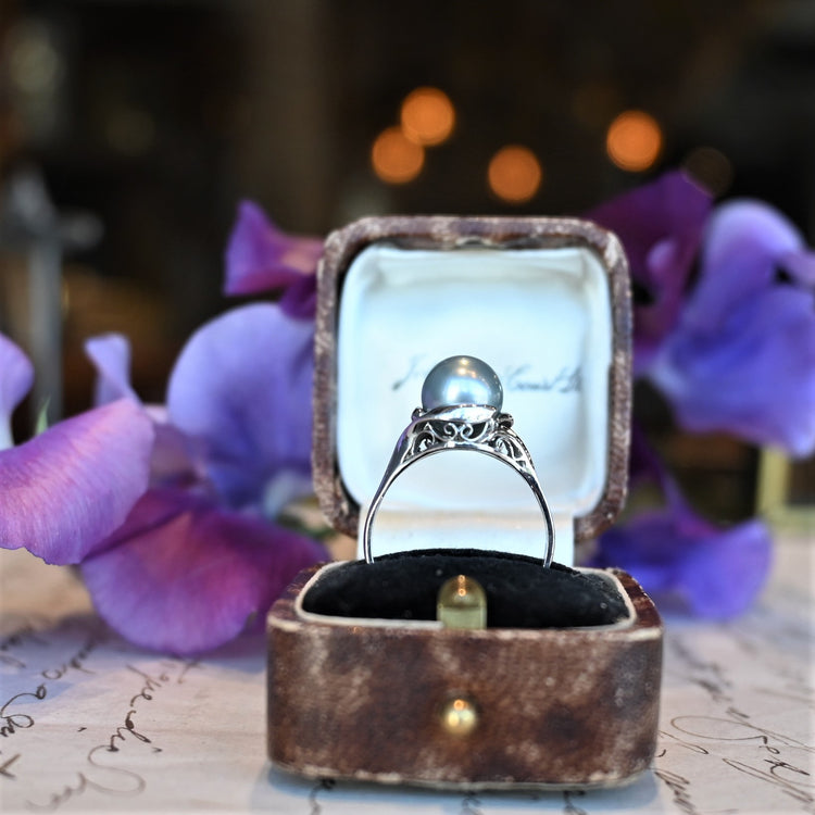 色合いの美しい パールリング