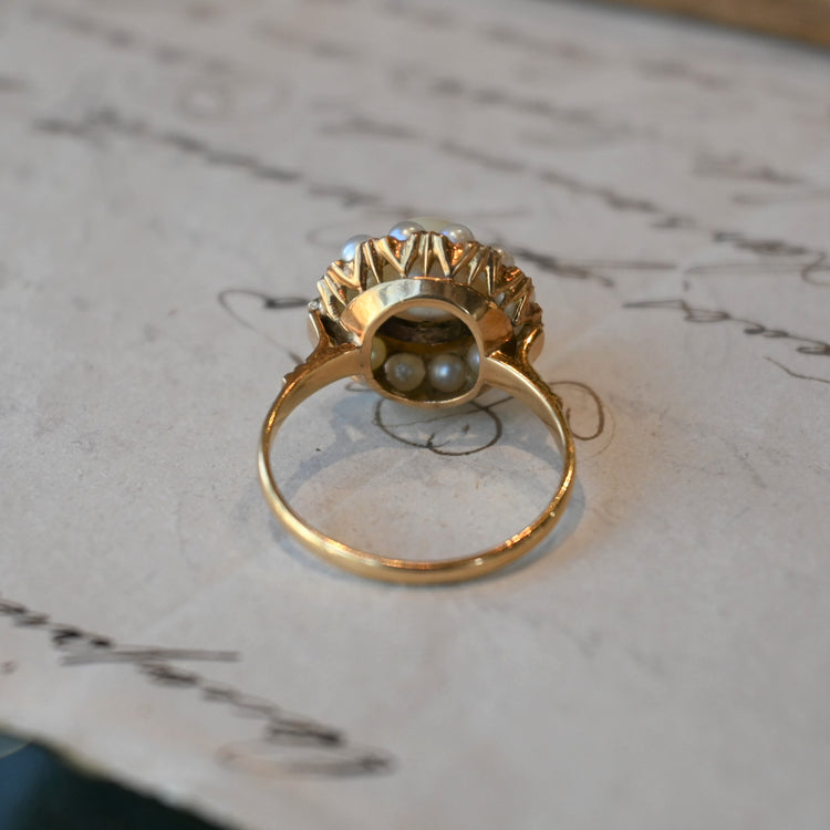 華やかなパールリング