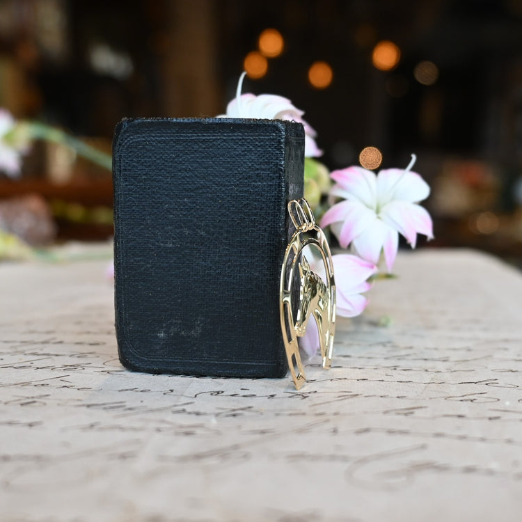 馬蹄デザイン トップ