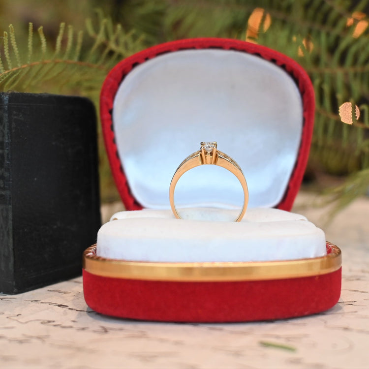 ダイヤモンド デザインリング