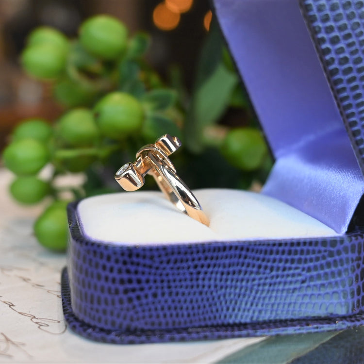 2石のダイヤモンドが美しい リング