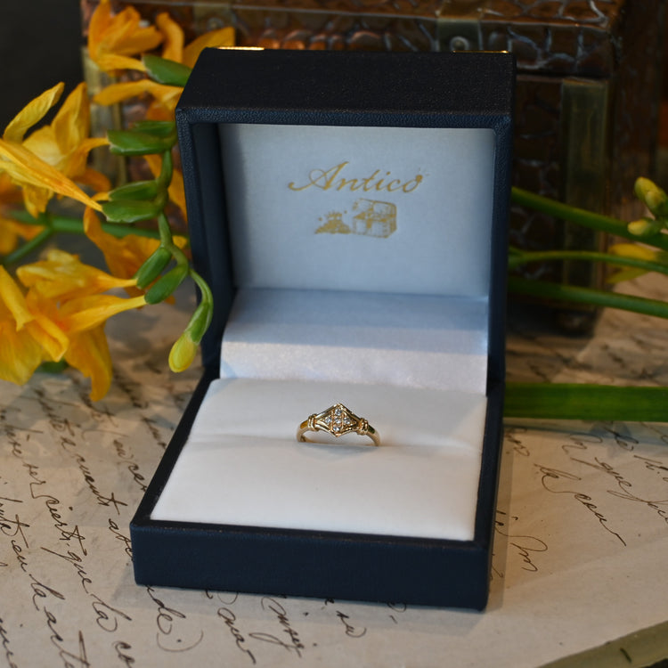アンティーク調 ダイヤモンドリング