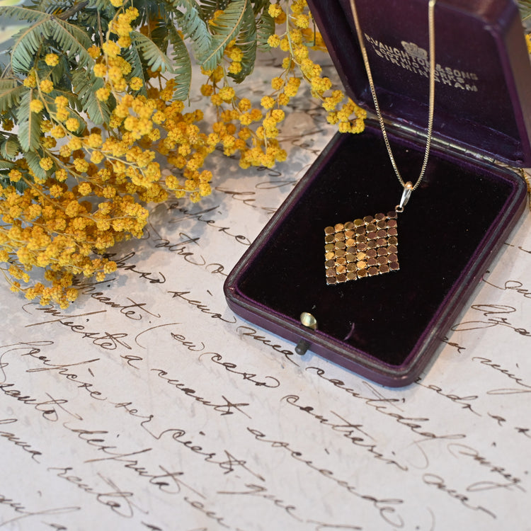 美しい輝き メタリックメッシュ トップ