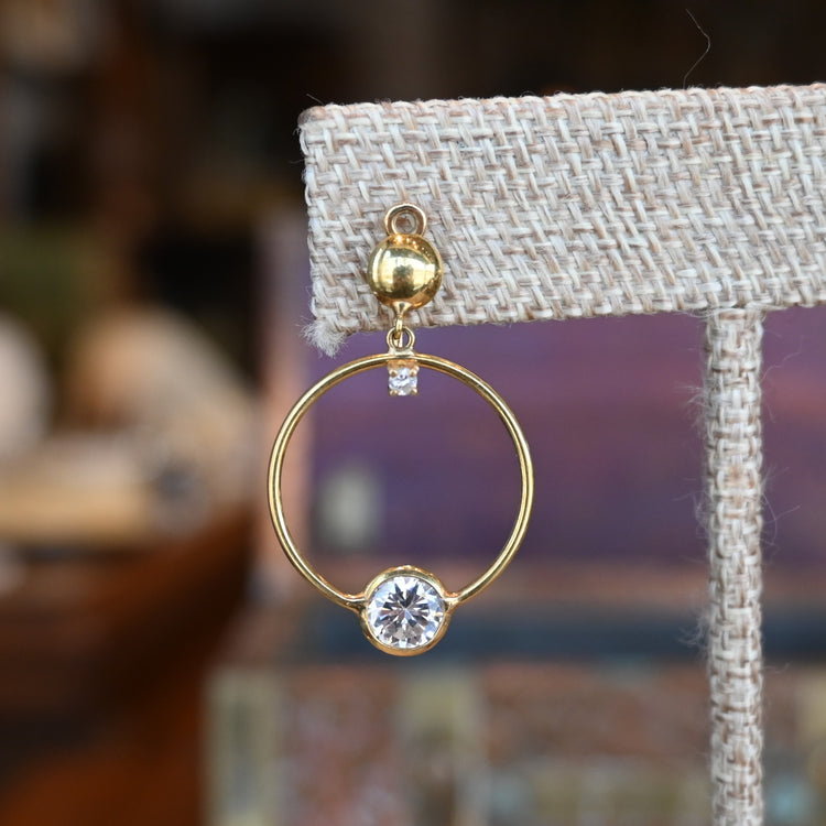 ダイヤモンドが輝く ピアス