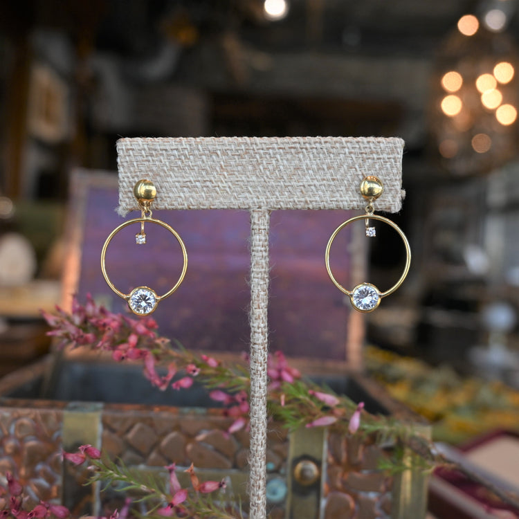 ダイヤモンドが輝く ピアス