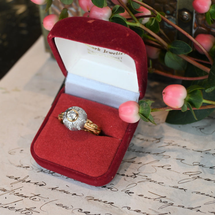 0.60ctのダイヤモンドが美しい コンビリング