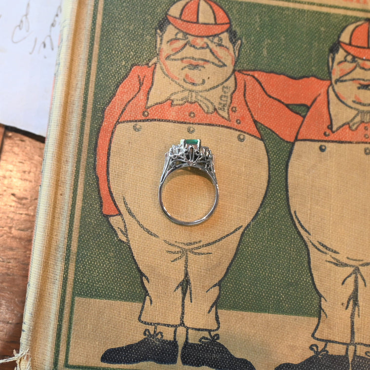 エメラルド リング