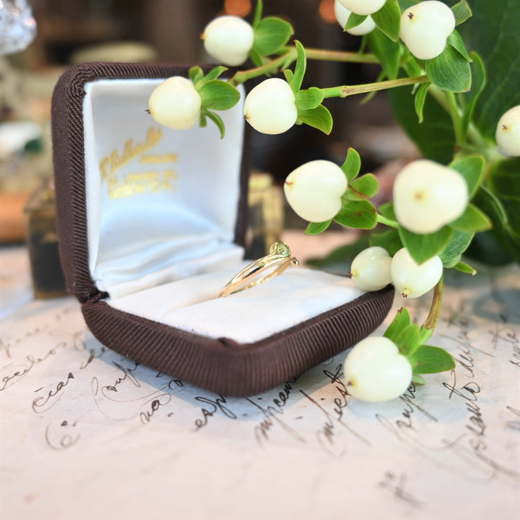 ペリドット デザインリング