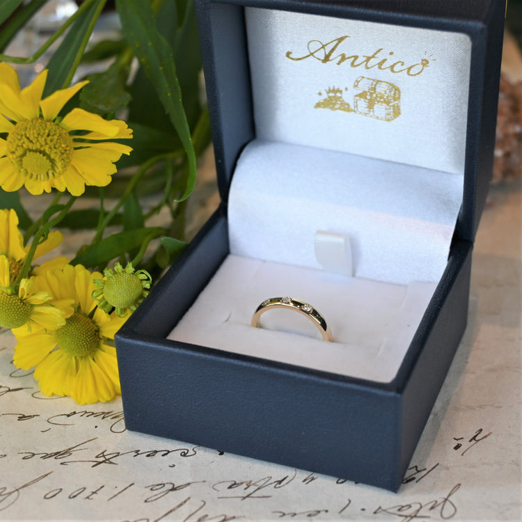 シンプルなダイヤモンドリング