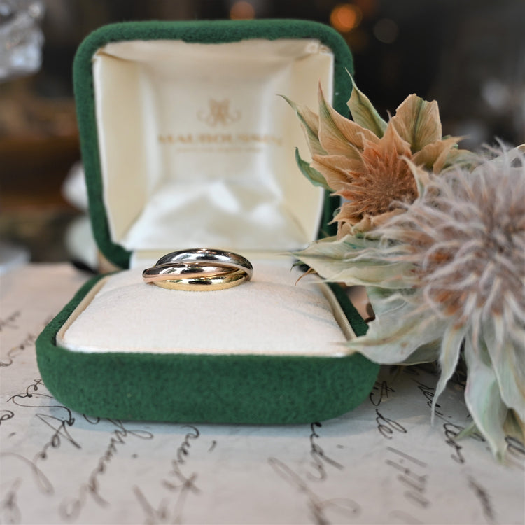 シンプルな3連リング