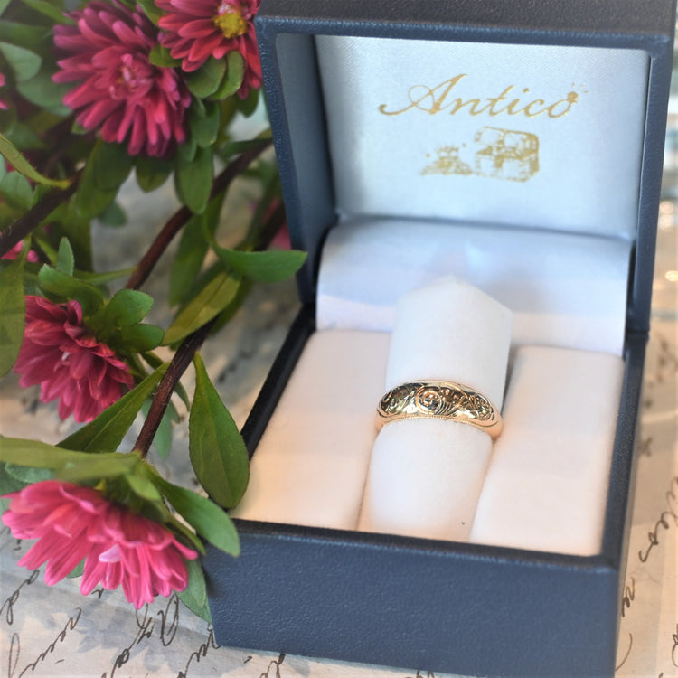 レトロな彫り リング