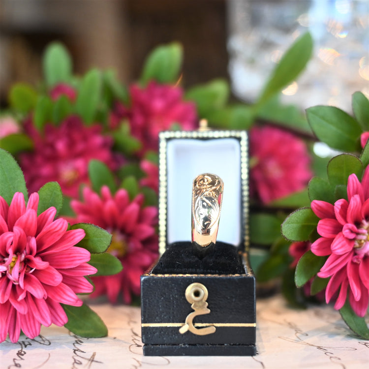 レトロな彫り リング