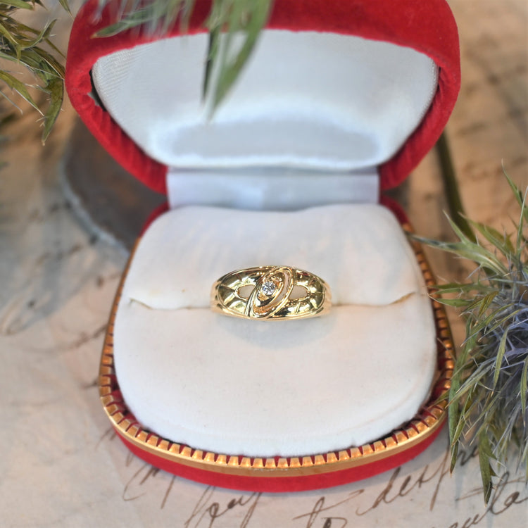 ダイヤモンドデザインリング