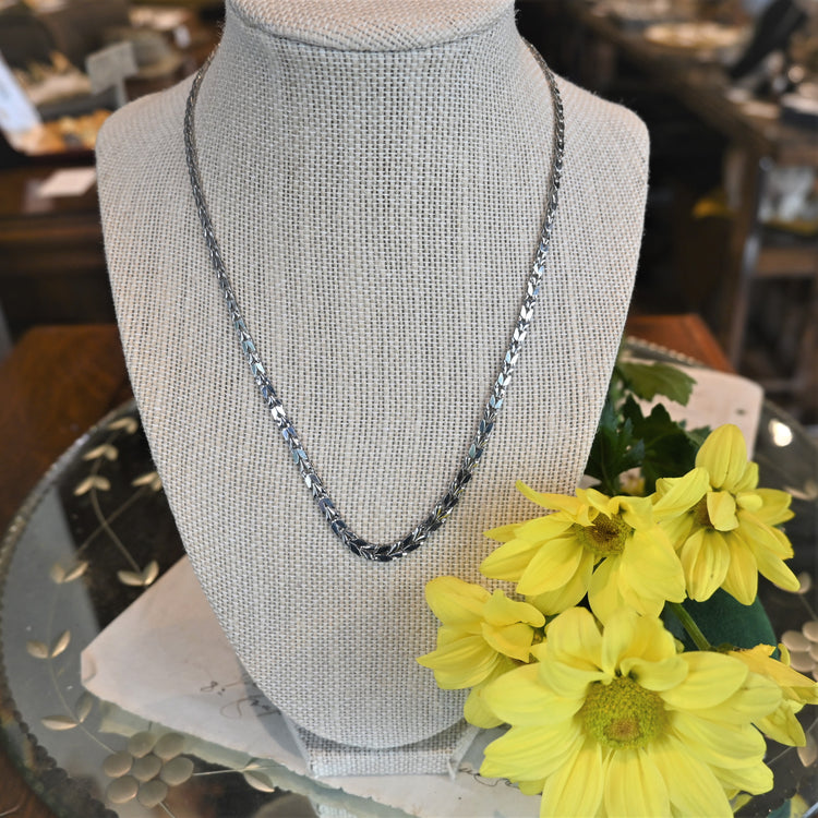 PT1000 デザインネックレス