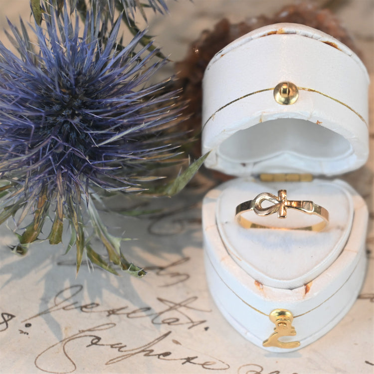 可愛らしいデザイン リング