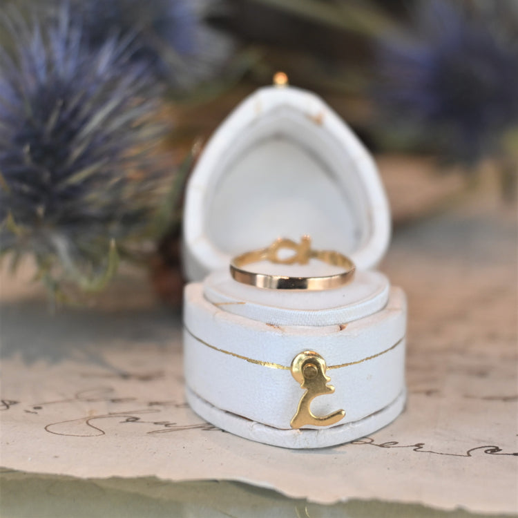 可愛らしいデザイン リング