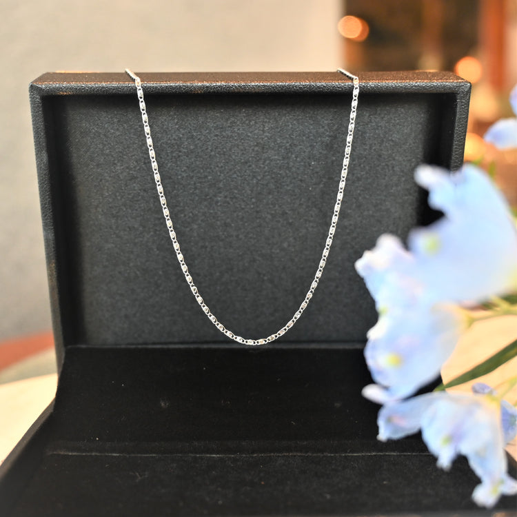 プラチナ デザインネックレス